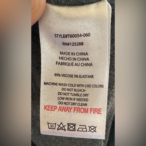 Tahari Icon women’s joggers, NWT - Picture 7 of 7